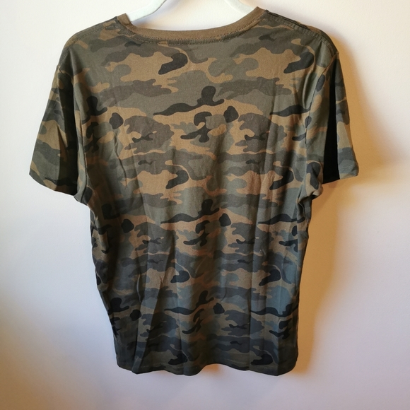 Old Navy Camo Tshirt - Picture 2 of 3